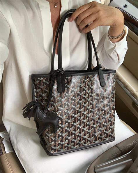 goyard pm price 2019|goyard bag price list.